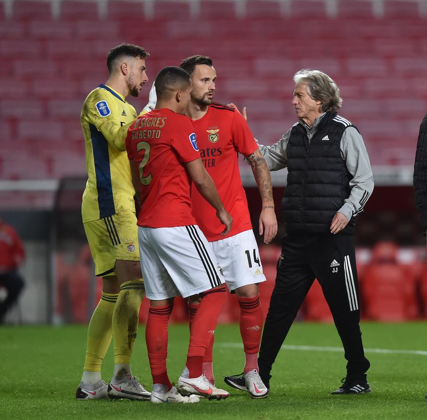 Jorge Jesus, Gilberto, Seferovic e Helton Leite em 2020 - Foto: A BOLA