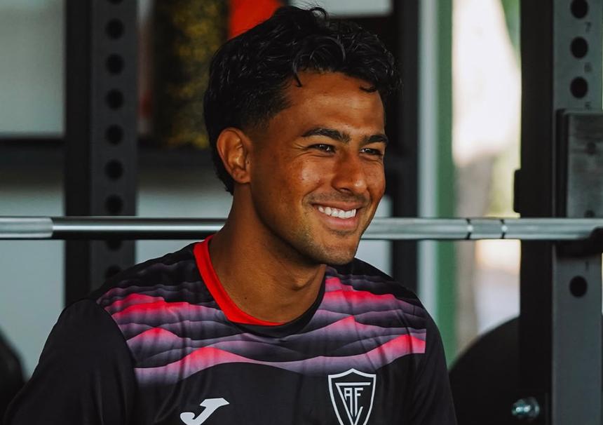 Álvaro Zamora, o novo número 10 dos viriatos - Foto: Académico de Viseu