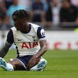 Tottenham: médio suspenso após filmar-se a consumir 'droga do riso'
