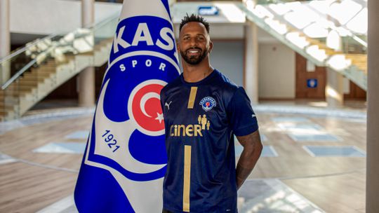 Oficial: Cafú assina pelo Kasimpasa