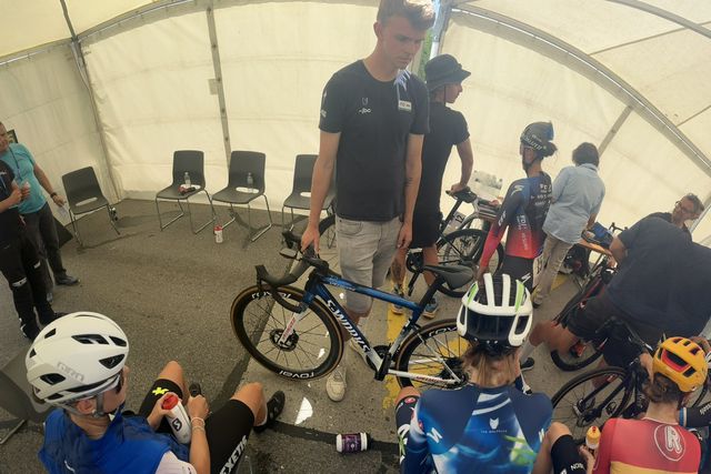 Está instalado o caos e a polémica no Tour feminino da Romandia