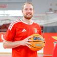 Aleksander Dziewa renovou por mais um ano com a equipa encarnada. Foto Benfica