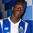 Tcherno Jamanca, jovem avançado de 17 anos, renovou por três temporadas - Foto: FC PORTO