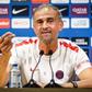 Luis Enrique, treinador do PSG, em conferência de imprensa