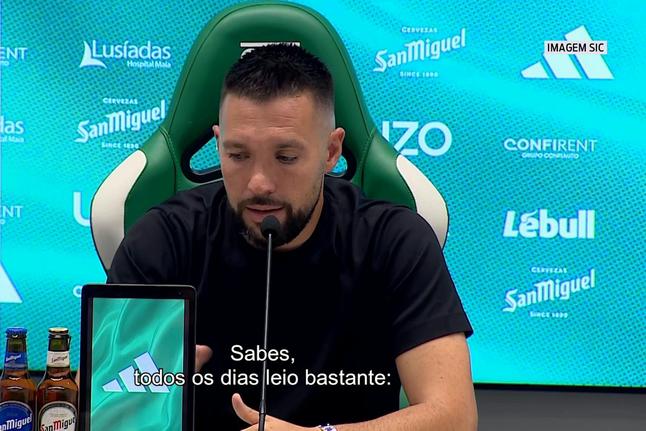 Farioli reage ao nome de Santiago Giménez ser apontado ao FC Porto