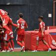 Jogadores do Benfica B festejam golo de Gonçalo Moreira em Leiria - Foto: Benfica