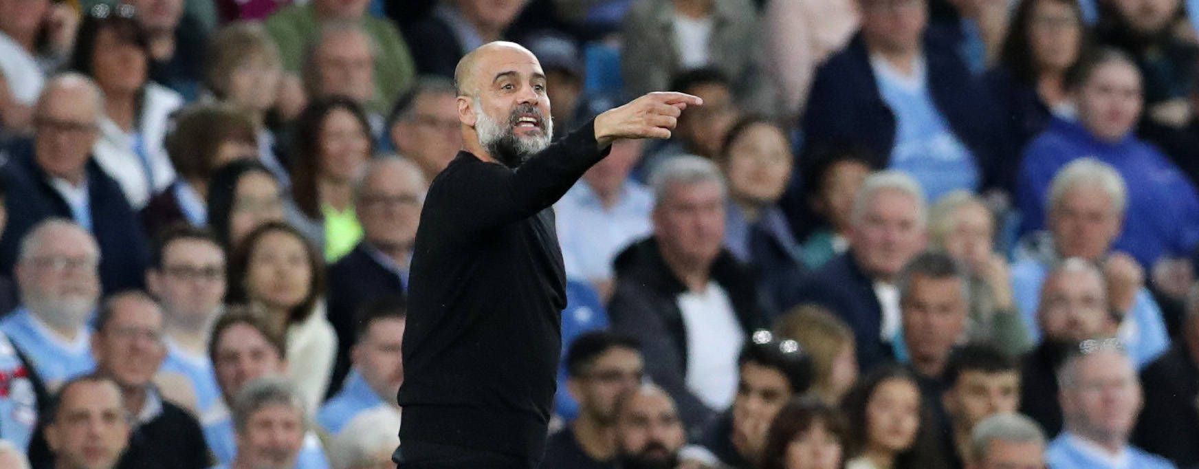 Guardiola queixa-se com regresso a Manchester: «De autocarro chegamos muito mais tarde»