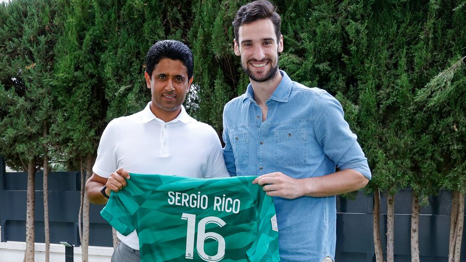 Presidente do PSG visita Sergio Rico após acidente