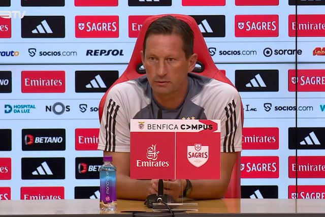 Schmid fala da situação clínica de Bah, Jurásek e Bernat