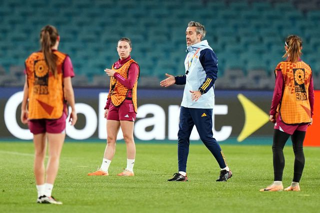 Campeãs do Mundo mantêm renúncia à seleção se não houver reformas profundas