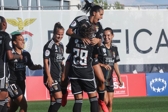 Benfica defronta o Apollon Ladies na 2.ª ronda da Liga dos Campeões