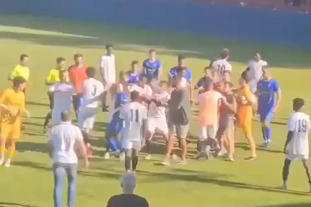 Jogo da AF Viana do Castelo termina com festival de pancadaria entre jogadores