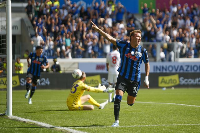 Atalanta derrota Fiorentina em primeira parte de loucos
