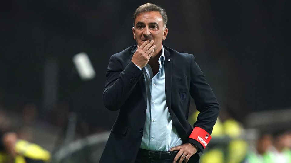 Carlos Carvalhal: «Entrada na segunda parte custou-nos caríssimo»