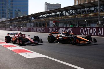 Oscar Piastri de 'aço' vence dramática corrida em Baku