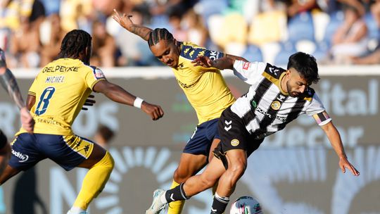 Estoril-Nacional: 'canarinhos' conquistam primeira vitória na Liga frente a um perdulário Nacional