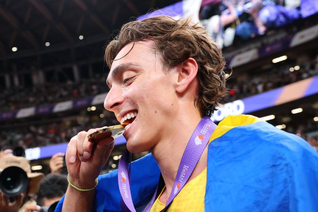 Armand Duplantis recompensado com cerca de 145 mil euros depois de mais um recorde mundial