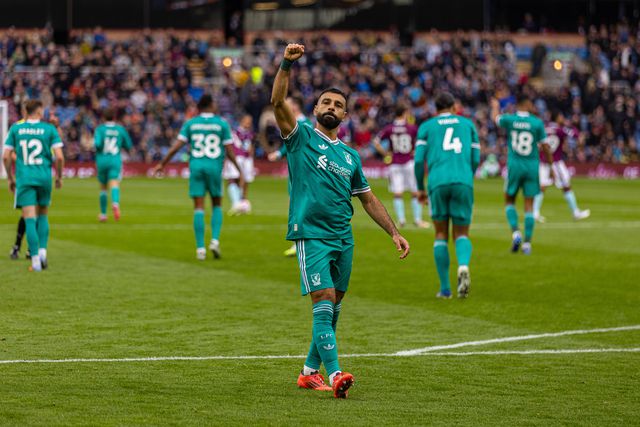 Salah ultrapassa Andy Cole e isola-se no quarto lugar