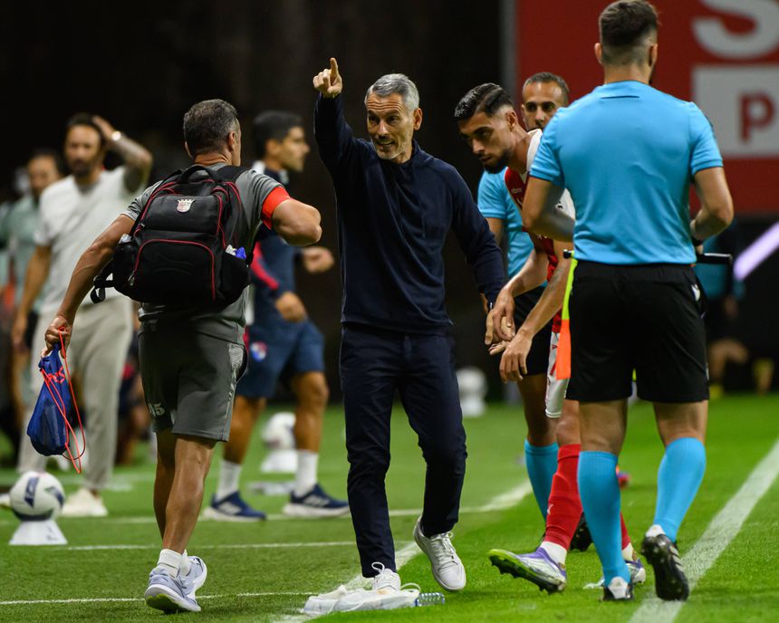 Carlos Vicens já começa a ser alvo da contestação dos adeptos bracarenses