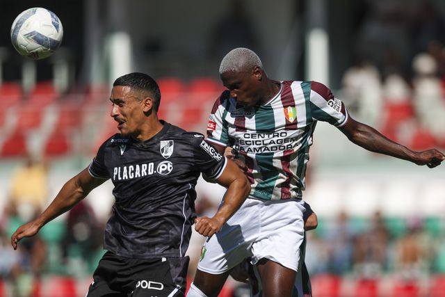 V. Guimarães: muralha afinada na antecâmara do dérbi minhoto