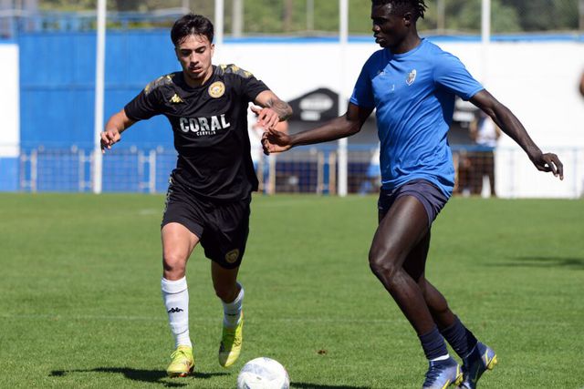 Nacional venceu Camacha em jogo-treino