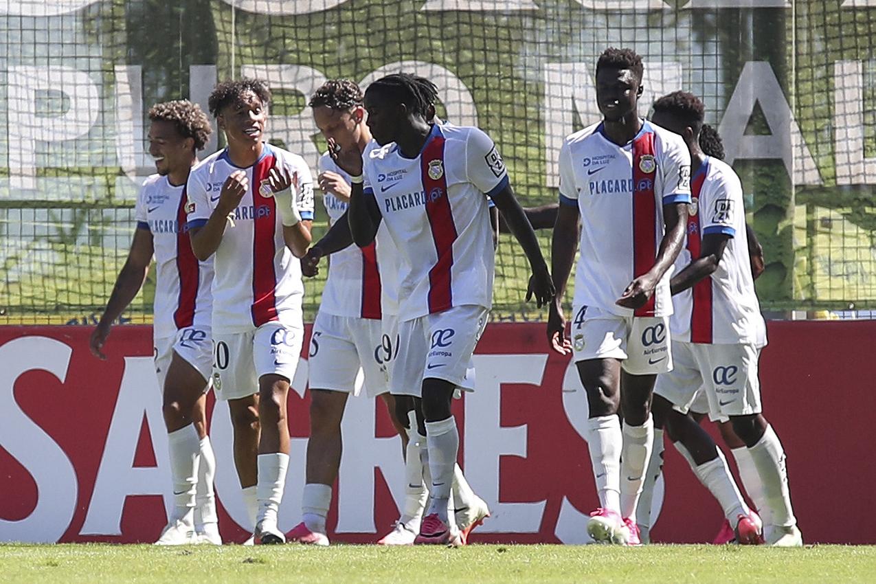 Alverca 'cede' três jogadores à equipa da jornada (foto: Lusa)