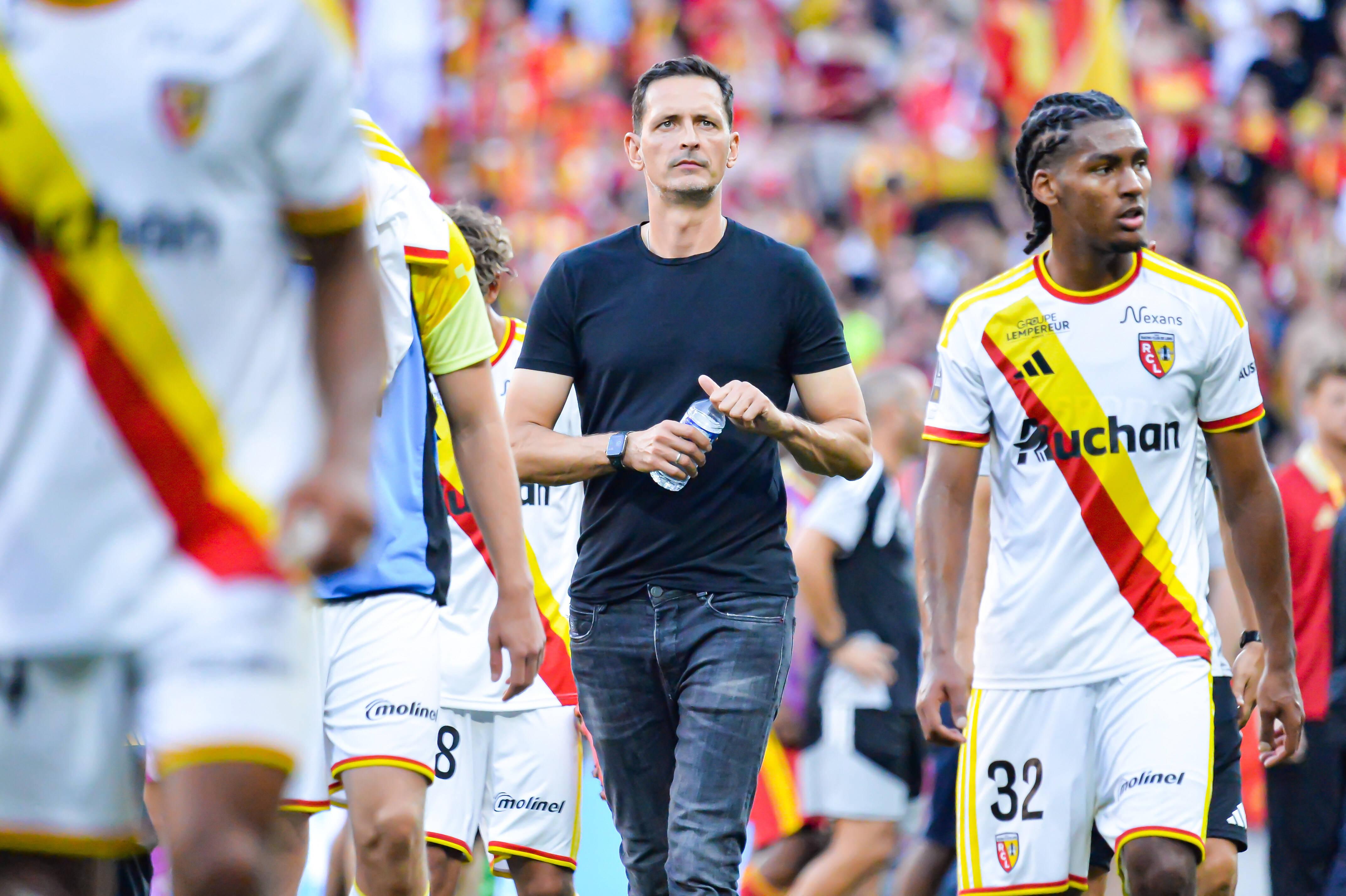 Dino Toppmoller- O técnico alemão até nem teve um mau início no Lens, com quem venceu a supertaça francesa, mas um conflito com a direção precipitou a saída a meio de setembro