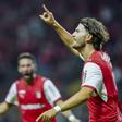 Jonas Wind festejou efusivamente o primeiro golo pelo SC Braga, que valeu o triunfo com o Estoril — Foto: Hélder Delgado/LUSA