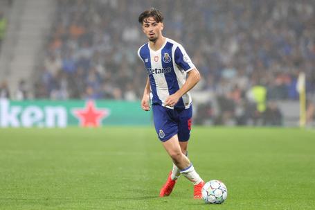 Martim Fernandes foi titular frente ao Manchester City na lateral-esquerda - Foto: Catarina Morais/KAPTA+