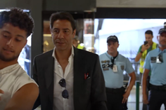 Ausência, muitas fotografias e Rui Costa em silêncio: Benfica parte para Milão