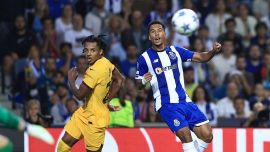 Namaso faz equipa de cinco com Casillas na baliza: «É o melhor da história»