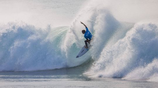 Frederico Morais eliminado nos oitavos de final em Sunset Beach