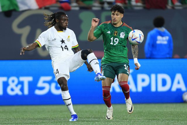 FC Porto: Jorge Sánchez a tempo inteiro na vitória do México