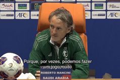 Mancini :«Há jornalistas que sabem de futebol mais do que eu»