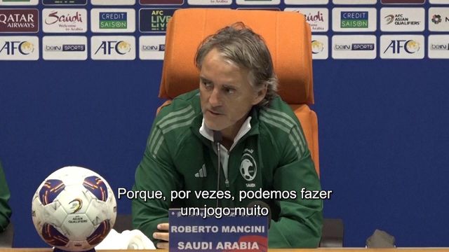 Mancini :«Há jornalistas que sabem de futebol mais do que eu»