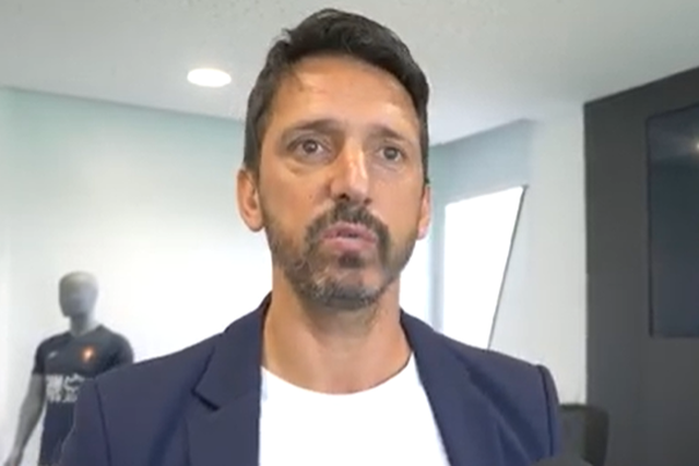 Nandinho é o novo treinador do Al-Muharraq, no Bahrain.