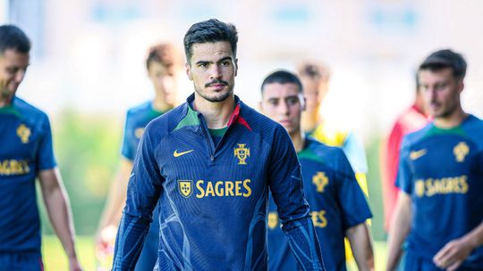 Rodrigo Pinheiro: «Poder representar a Seleção é sempre o auge para qualquer jogador»