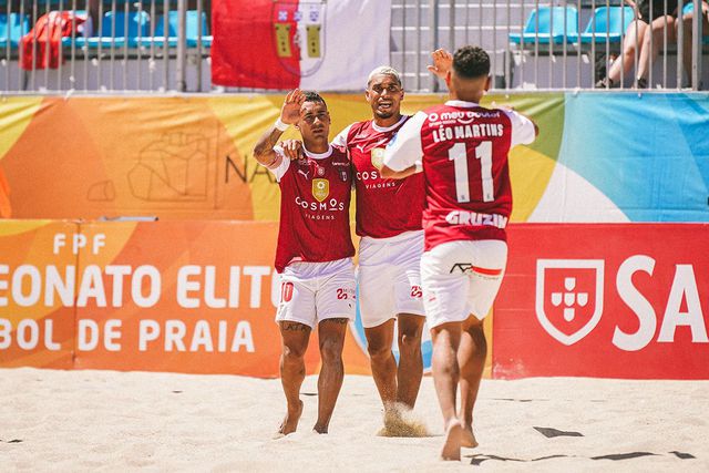 SC Braga suspende o futebol de praia