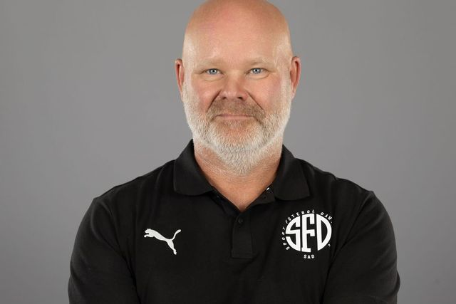 Treinador do Damaiense de saída após penálti polémico do Sporting