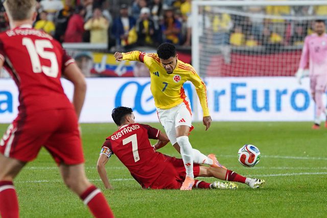 Eustáquio reencontrou Luis Díaz no Canadá-Colômbia da madrugada de quarta-feira