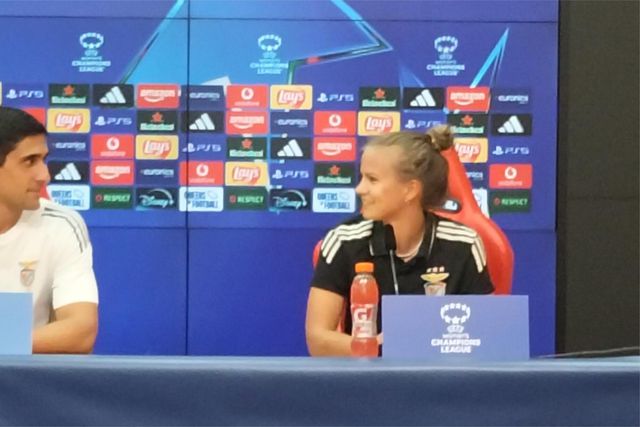 Ivan Baptista e Anna Gasper unidos pelo objetivo de conduzir o Benfica a uma noite de gala frente ao Arsenal, detentor do título na 'Champions' feminina. Foto: D.R.