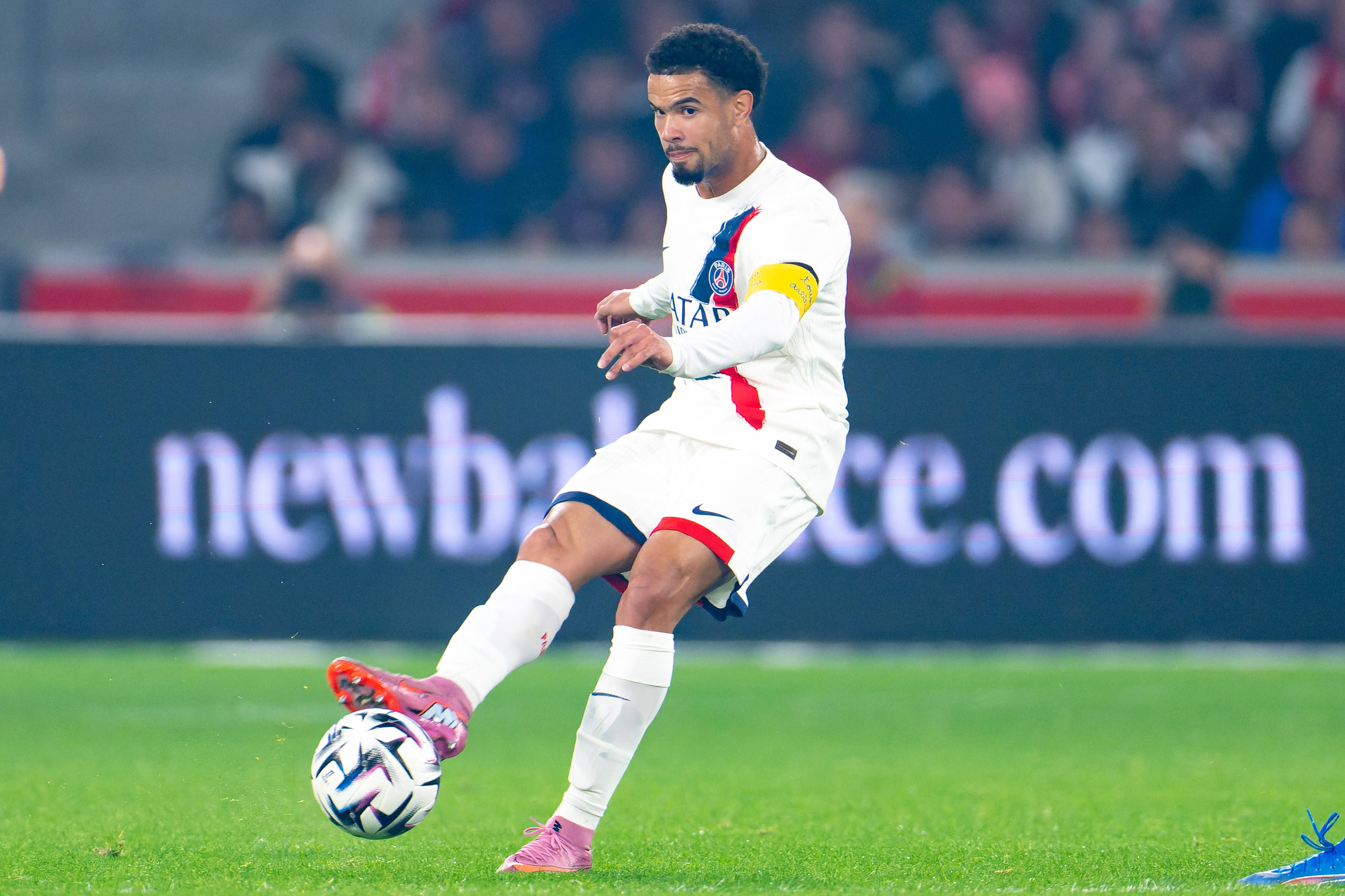 Warren Zaire-Emery (PSG/França)