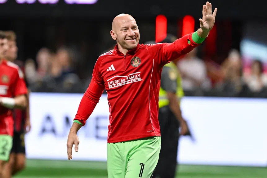 Guzan pendura as luvas! Adeus, lenda