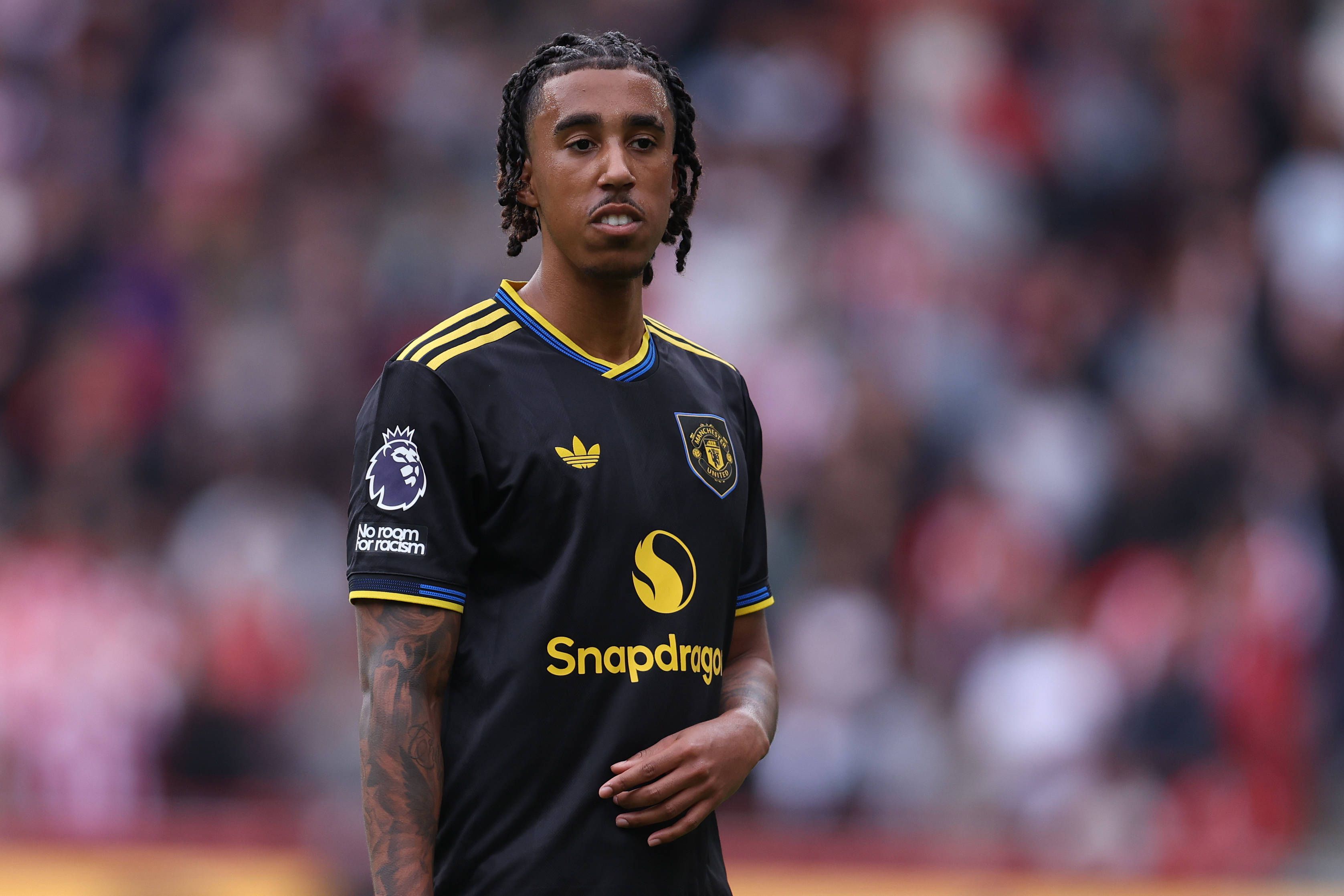 Leny Yoro (Manchester United/França)