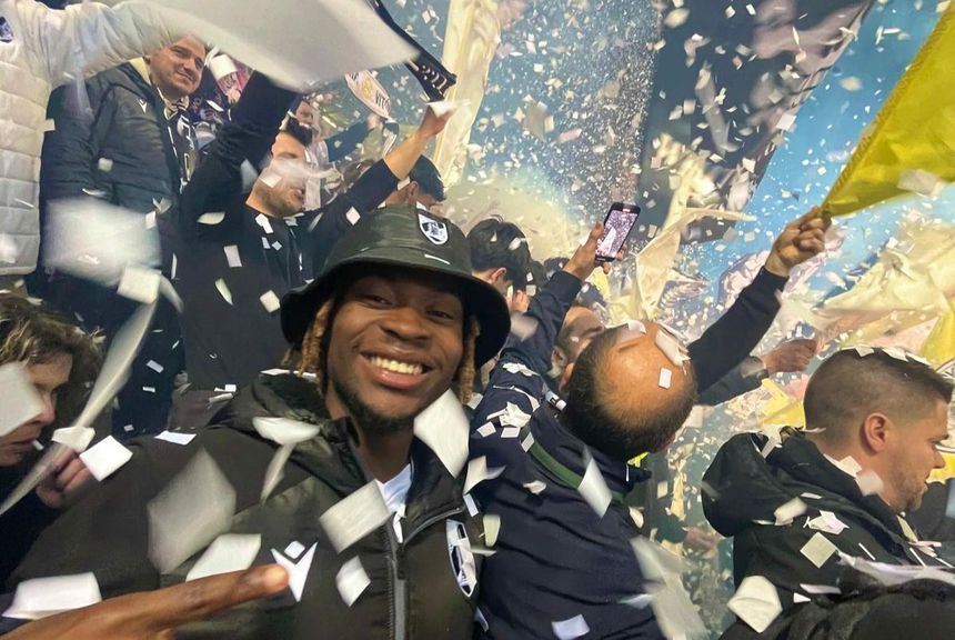 Zaahir Hall ganhou a alcunha de «Zazinho» em Guimarães - Foto: DR