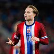 Andreas Schjelderup jogou a médio pela Noruega