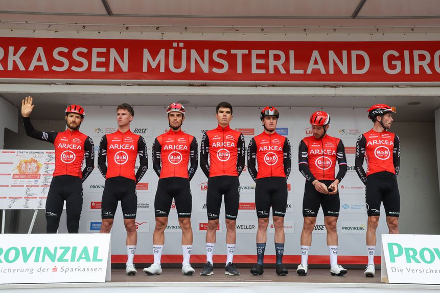 Arkéa-B&B Hotels deverá deixar o ciclismo profissional. Foto: Imago