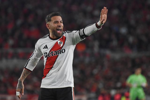 Otamendi, capitão do River Plate