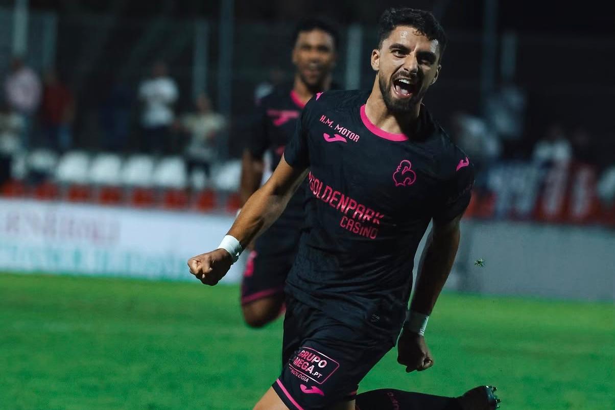 Zé Carlos celebra o golo apontado diante dos escalabitanos - Foto: Gil Vicente
