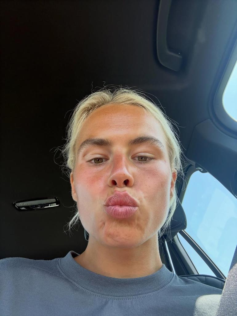 AnneKee Molenaar - Foto: annekeemolenaar/Instagram